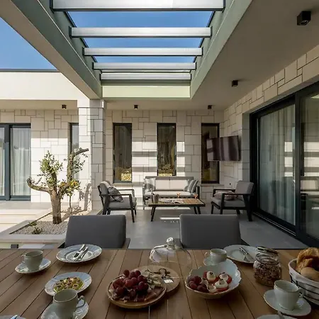 Maglica Exclusive Villa *